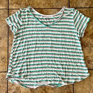 Super soft short sleeve. Size L
